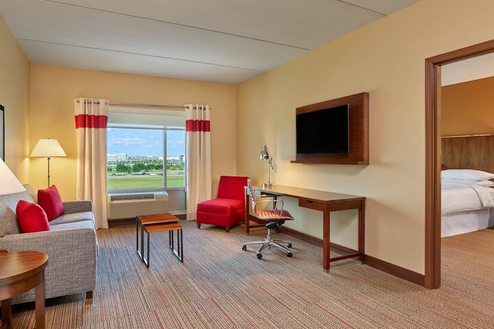 Room 10 of 24