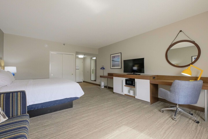Room 48 of 78