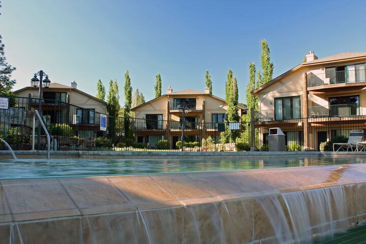 Pool 4 of 66