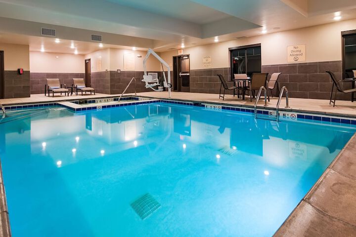 Pool 3 of 33