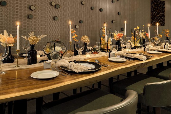 Dining 37 of 47