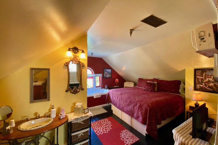 Room 21 of 47