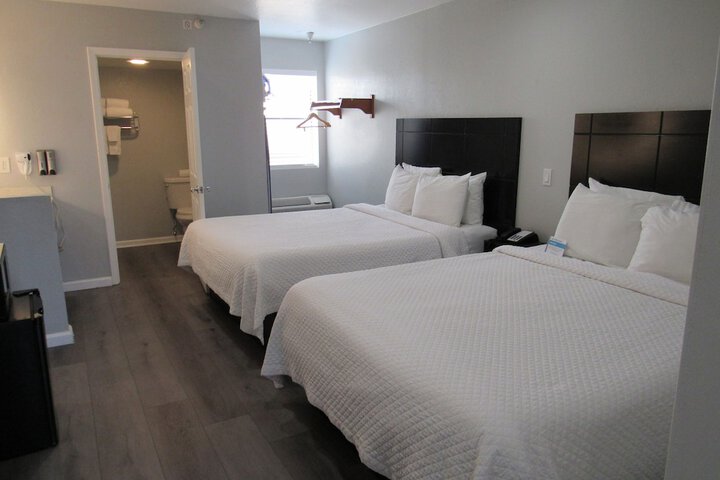 Room 46 of 61