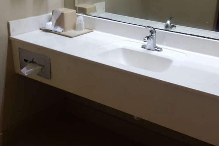 Room 14 of 29