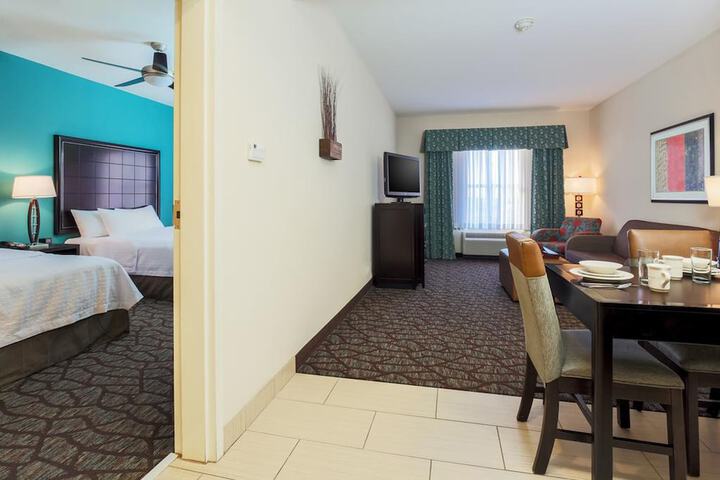 Room 19 of 33