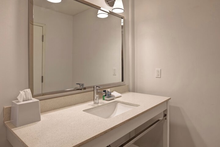 Four Points by Sheraton Peoria