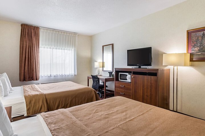 Room 17 of 36