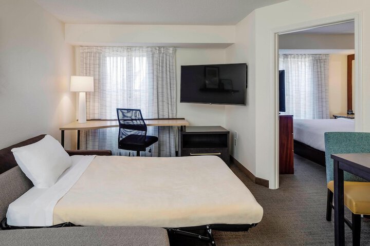 Room 16 of 24