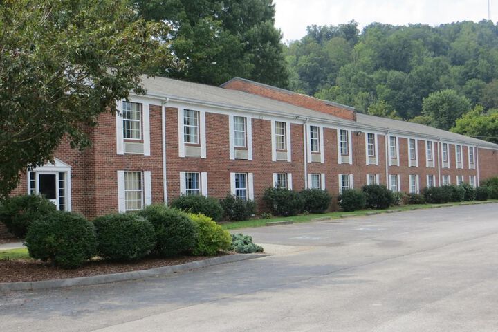 Hotel 7 of 48