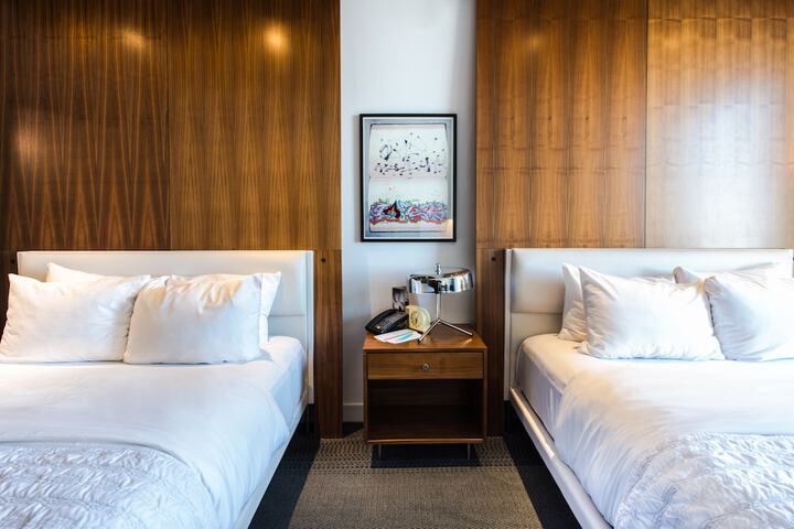 Room 25 of 68