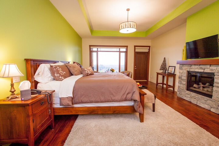 Room 8 of 26