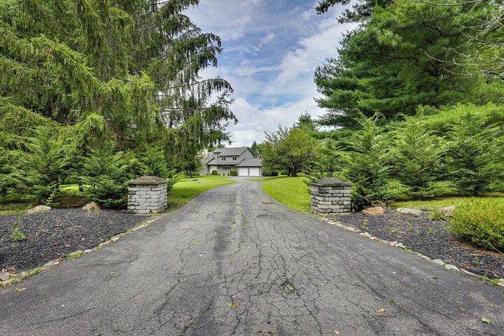 Warwick Vacation Rental w / Private Yard & Fire Pit