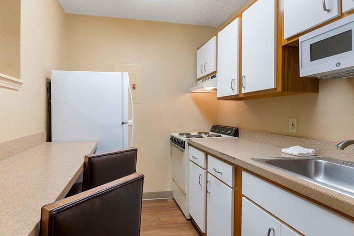 Extended Stay America Suites Cleveland Middleburg Heights