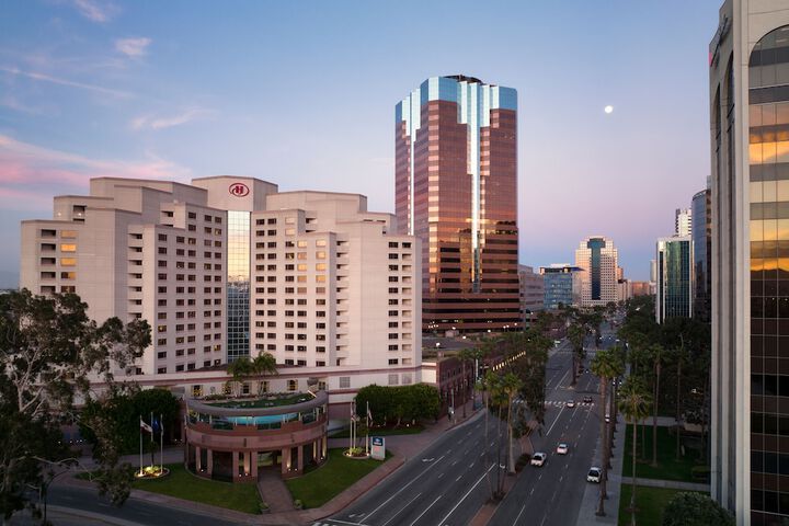 Hilton Long Beach Hotel