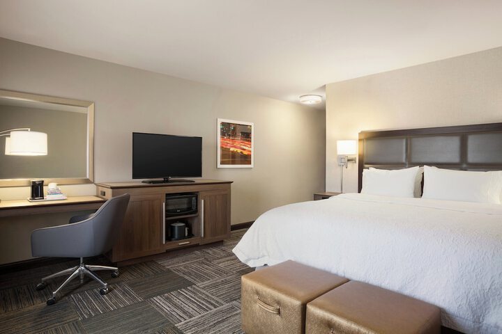 Room 10 of 44