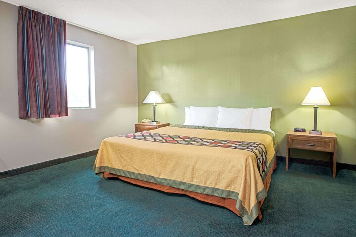 Room 18 of 24