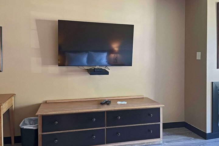 Room 42 of 82