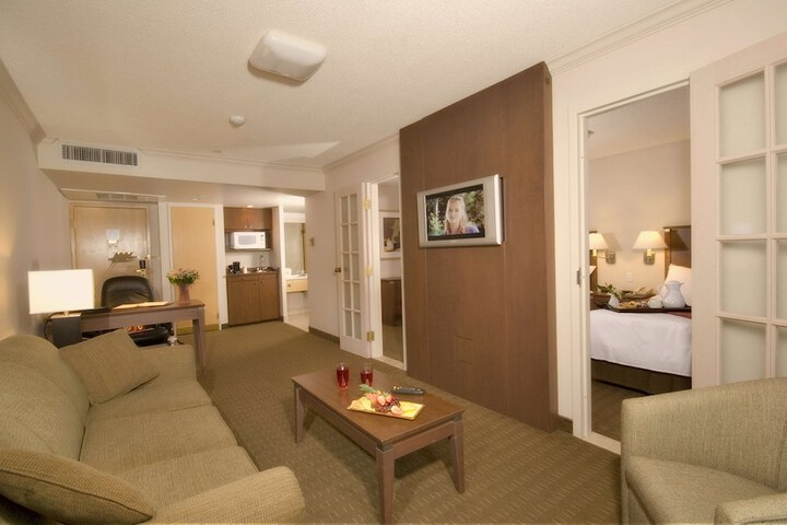 Best Western Plus Lamplighter Inn & Conference Centre