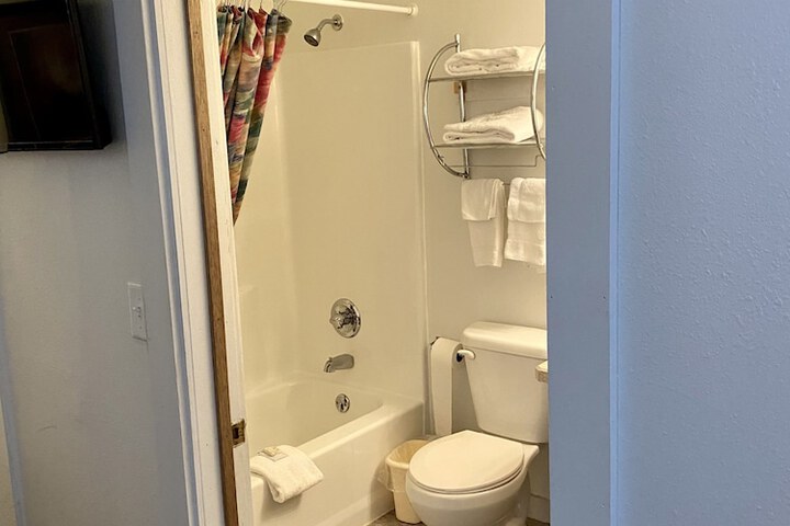 Room 9 of 41