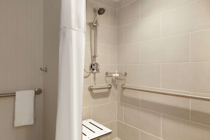 Embassy Suites by Hilton South Jordan Salt Lake City