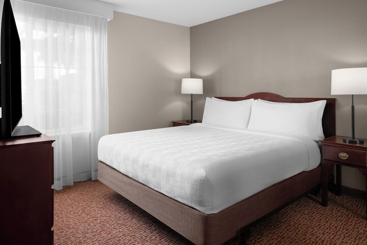 Room 13 of 26