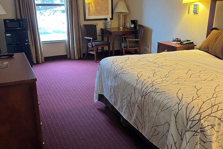 Room 26 of 60