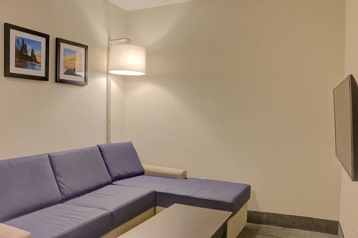 Quality Inn & Suites Roswell North