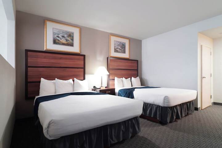 BayVue Hotel Resort and Suites