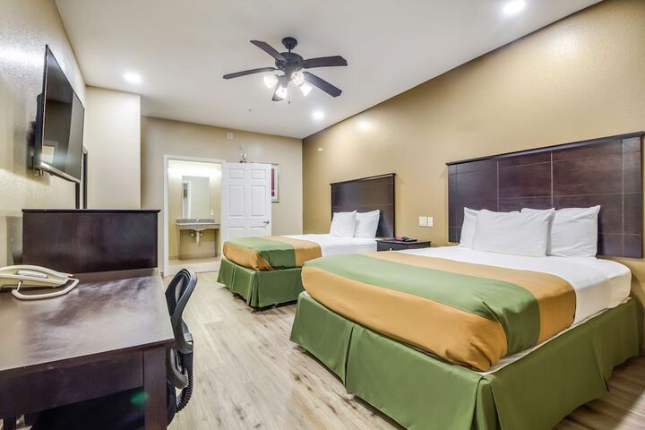 Room 7 of 30