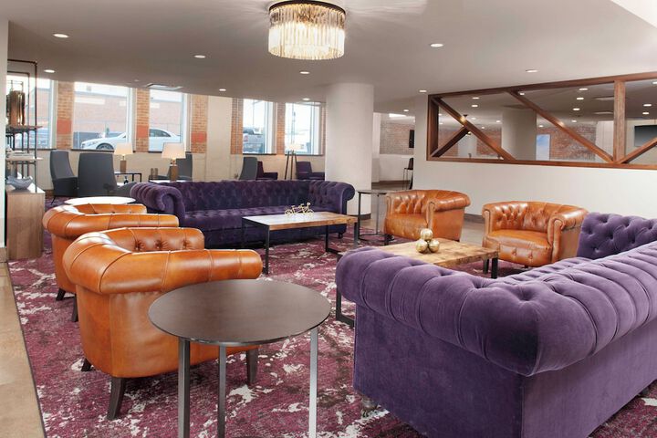 Hotel Interior 10 of 27