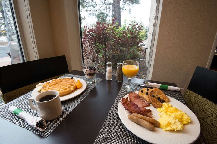 Breakfast/Coffee Service 41 of 54