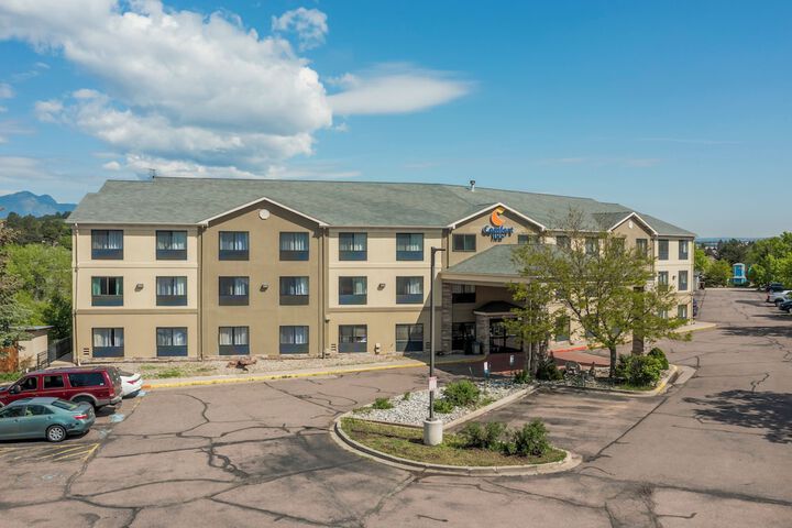 Comfort Inn North - Air Force Academy Area