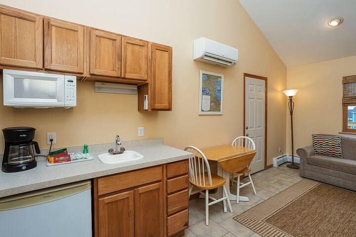 Room 40 of 129