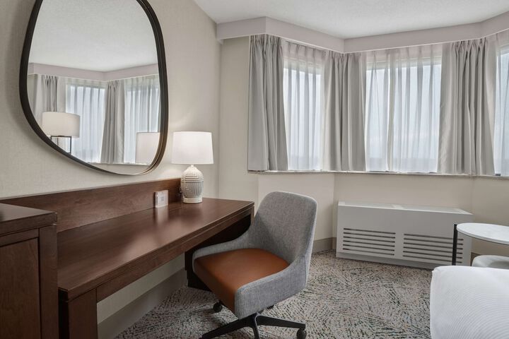 Room 28 of 131