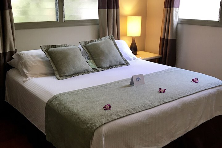 Room 52 of 96