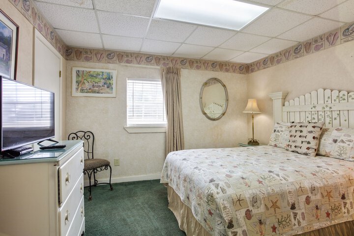 Room 64 of 75