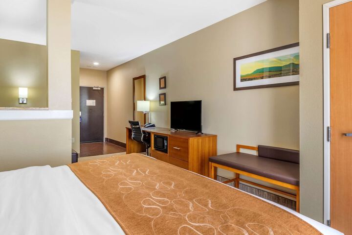 Room 18 of 39