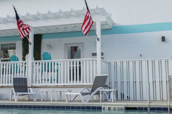 Ocean Sands Beach Boutique Inn - Stay at the Beach