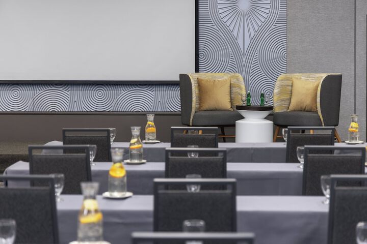 Holiday Inn Coralville Iowa City by IHG