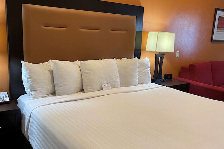 Room 15 of 31