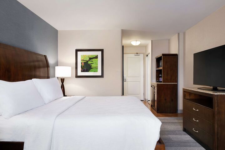 Room 33 of 57