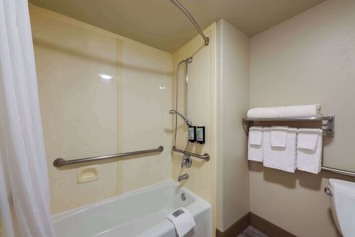 Best Western Inn & Suites Lemoore