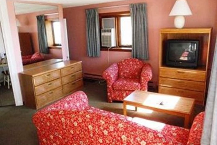 Room 36 of 89