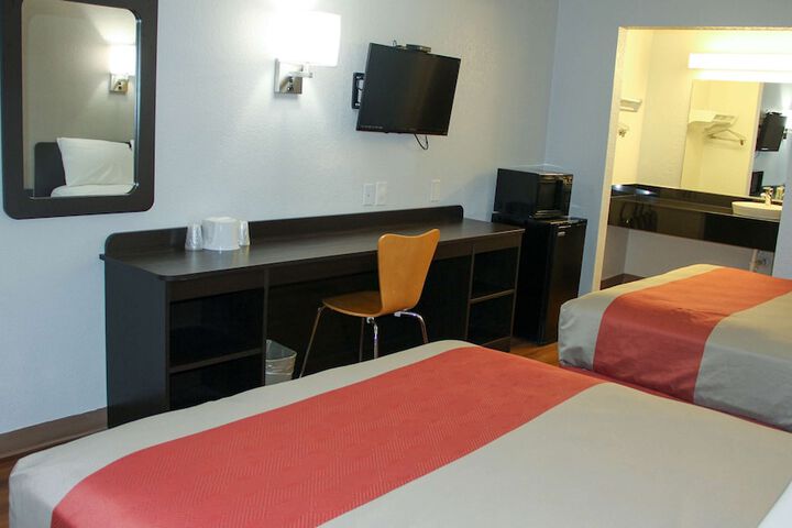 Room 41 of 43