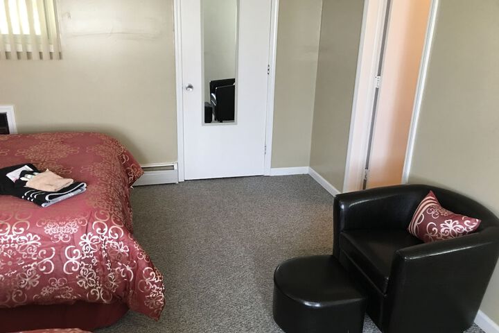 Room 67 of 177