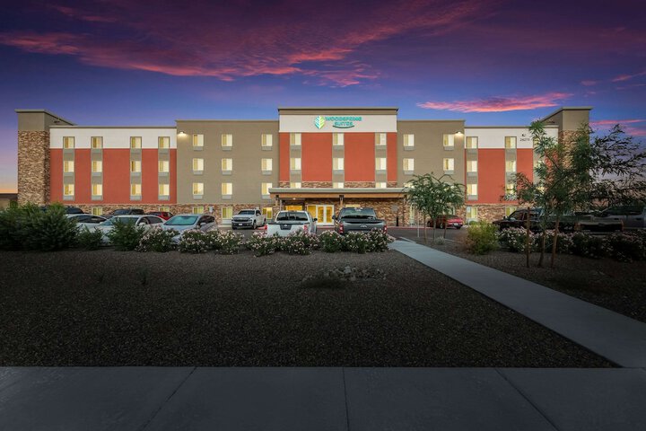 Hotel 4 of 24