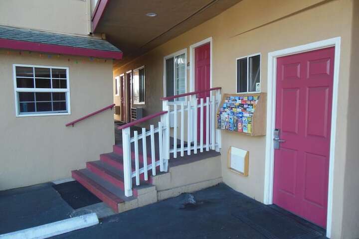 Hotel 3 of 48