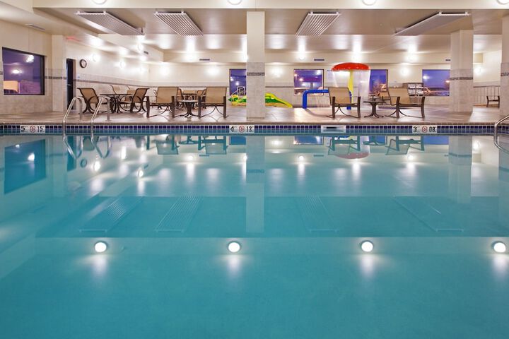 Pool 5 of 32