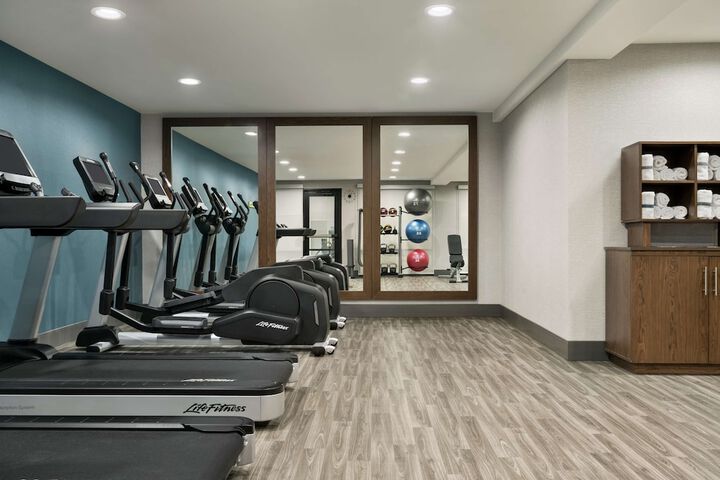 Hampton Inn & Suites Tacoma / Puyallup
