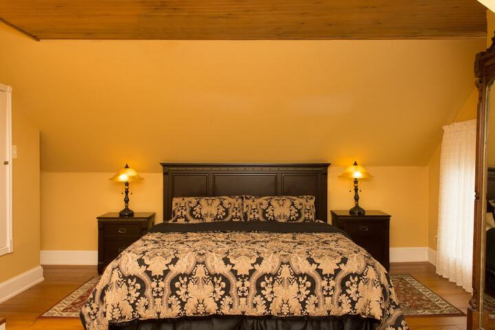 Room 95 of 116